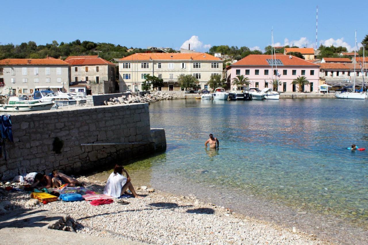 Apartments With A Parking Space Sali, Dugi Otok - 8152 Εξωτερικό φωτογραφία